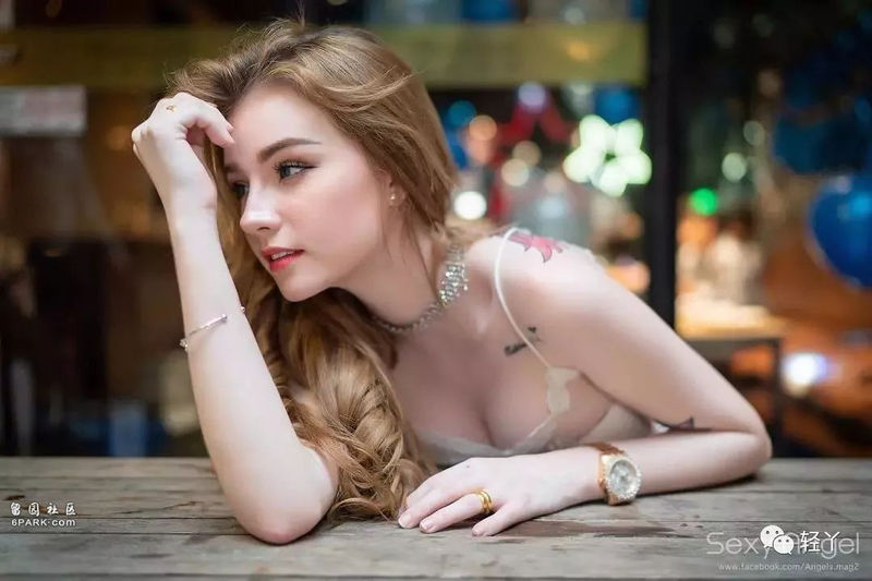 4993aaeaf1.jpg