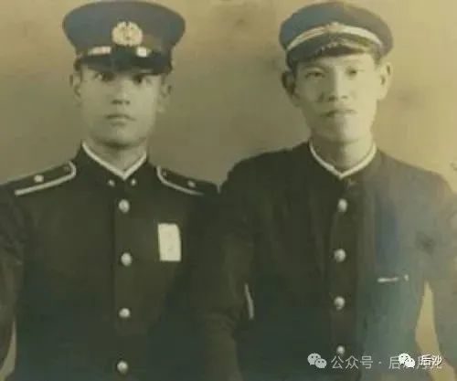 a1.jpg